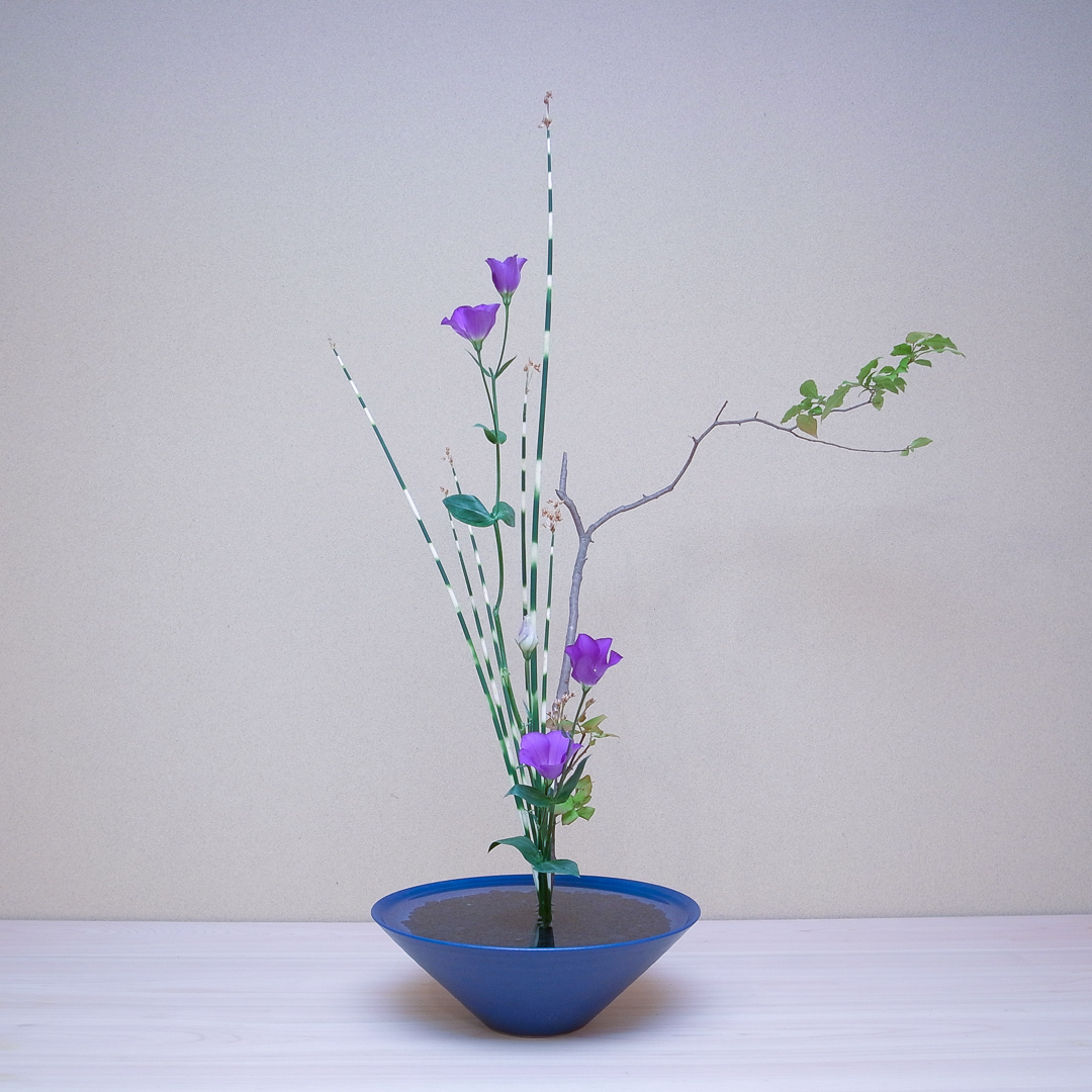 自由度が高いのが生花三種生の難しさであり面白さ